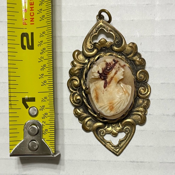 Victorian style Cameo Pendant Woman Silhouette - Picture 9 of 10